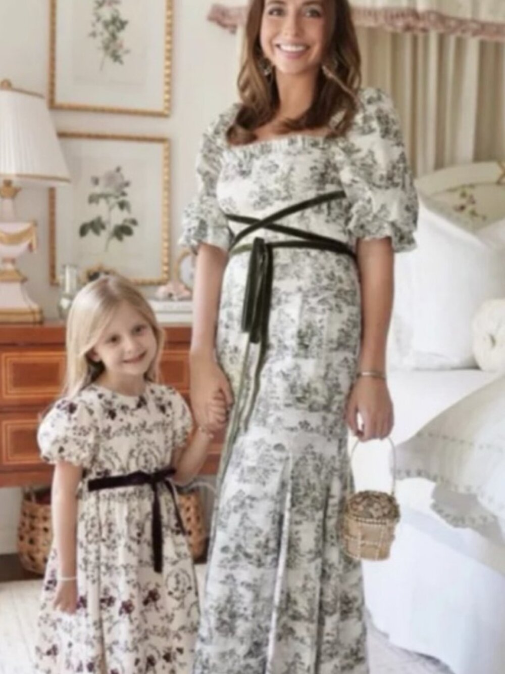 Antonio Melani x Nicola Bathie Hallie Stretch Jacquard Puff Sleeve Tea Gown - Picture 4 of 4